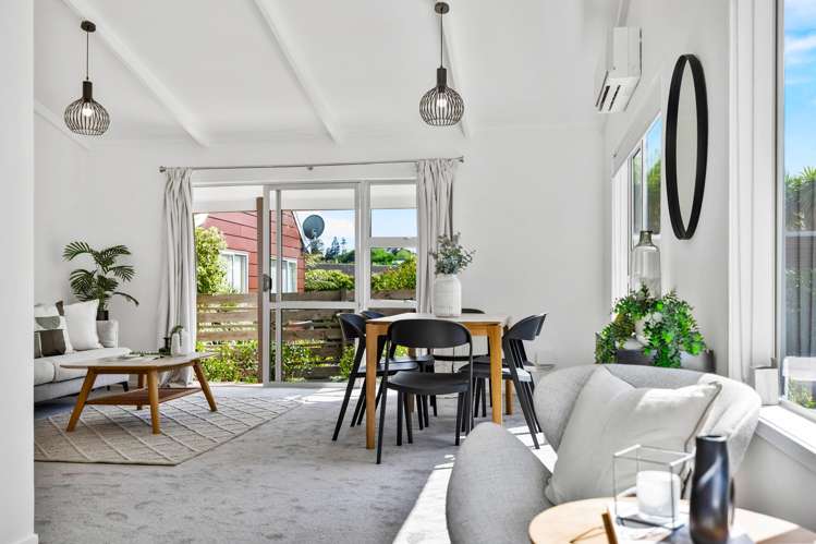 2/25 Lucinda Place Glen Eden_3