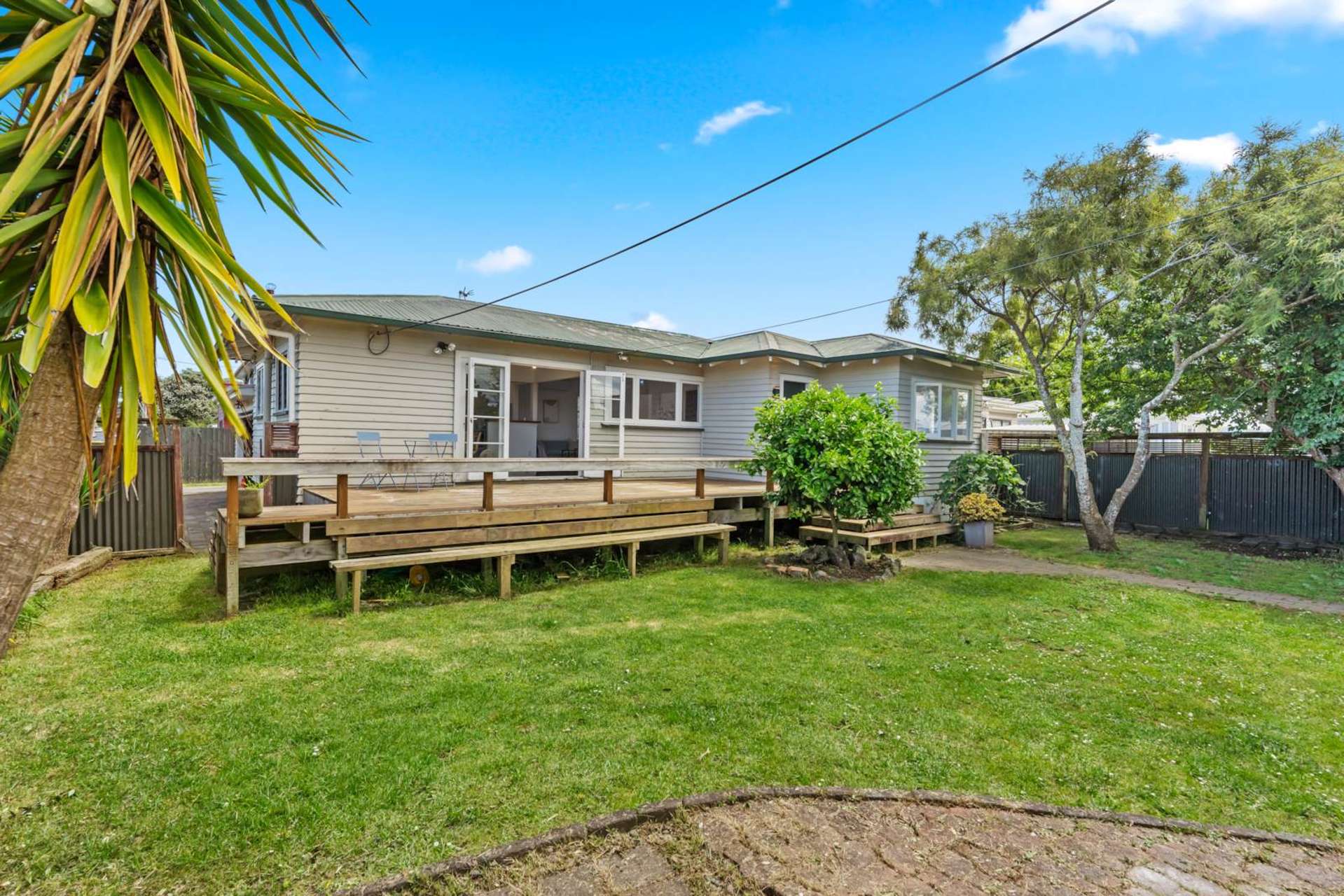 7 Beaubank Road Kelston_0