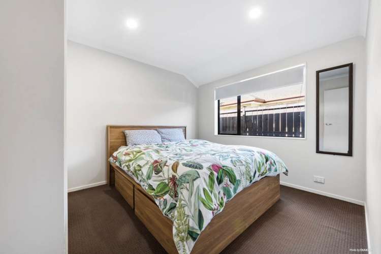 36 Turnberry Drive Wattle Downs_12