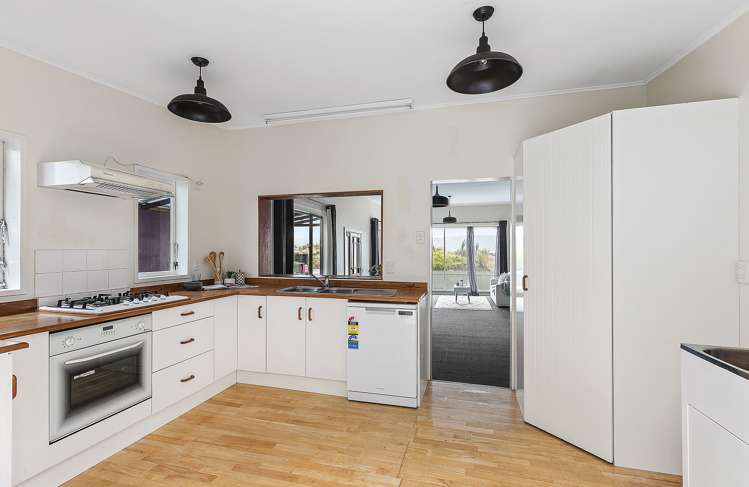 185 Marine Parade Seatoun_5