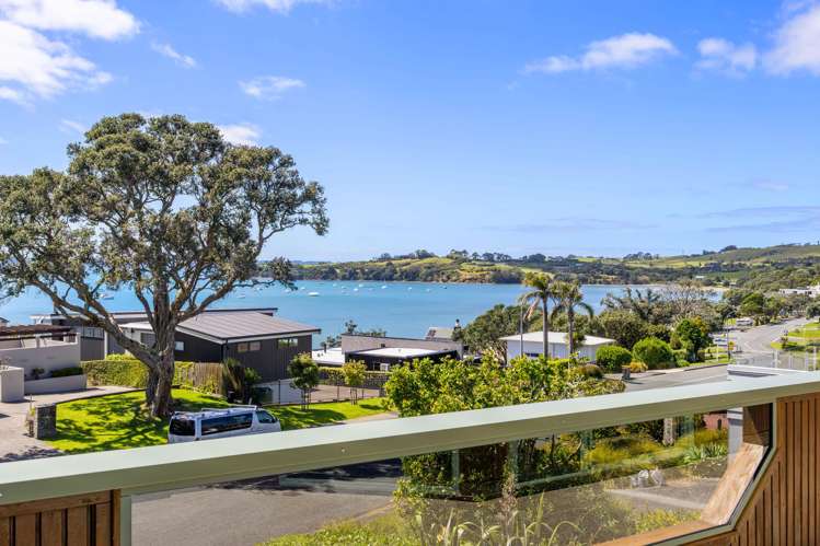 24 Mariners Grove Algies Bay_37
