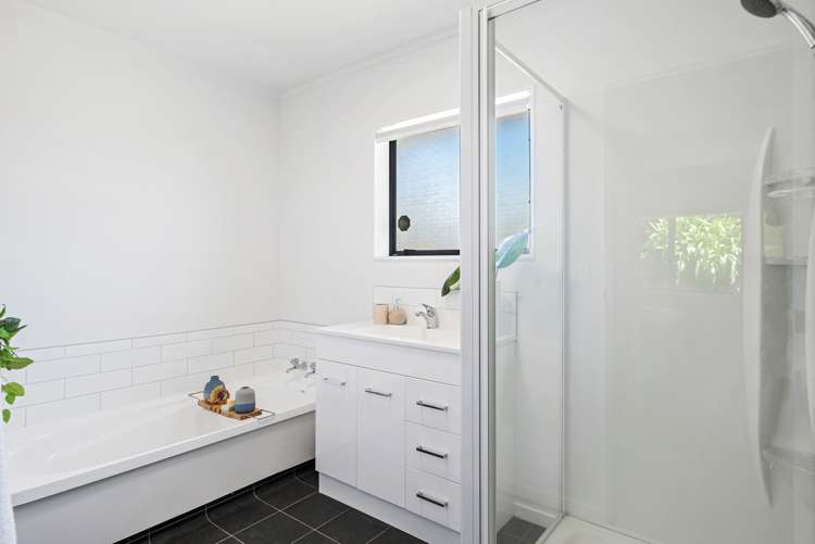 10a Waikare Road Raumati Beach_15