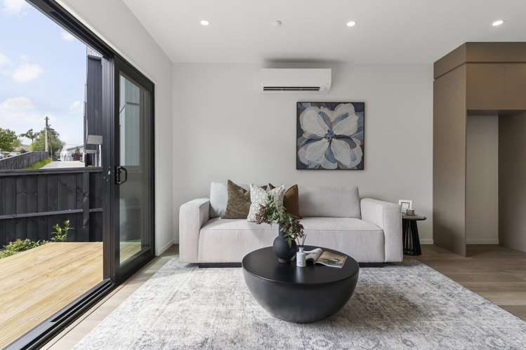 27E Seaview Terrace Mt Albert_3