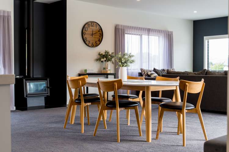 53 Heathfield Drive Mosgiel_3