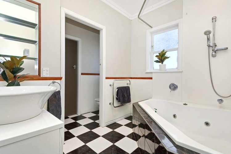 6 Franklyn Road Tawa_14