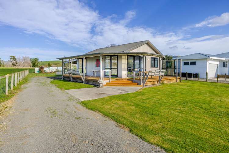 14 Beach Road Porangahau_10