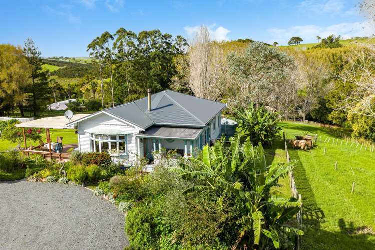2239B State Highway 12 Paparoa_38