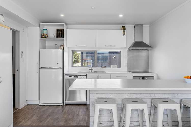 11/18 Ashley Place Papamoa_4