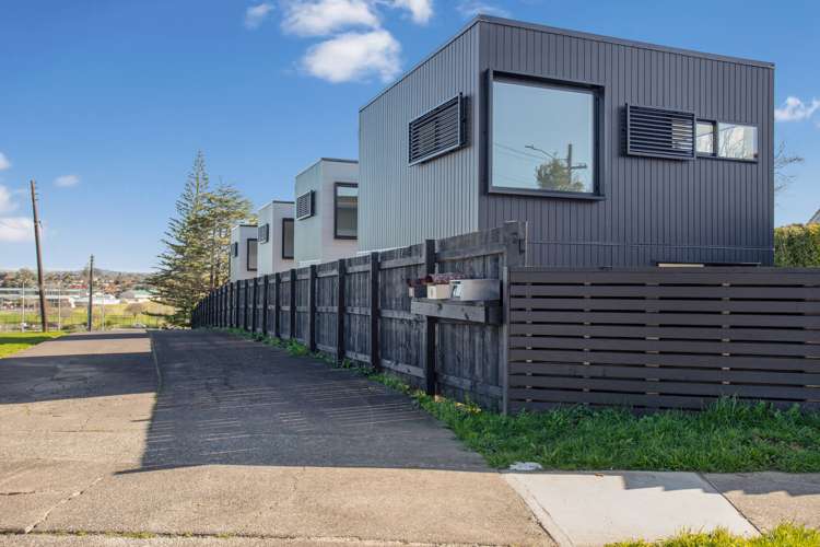 8/10 Hutchinsons Road Bucklands Beach_0