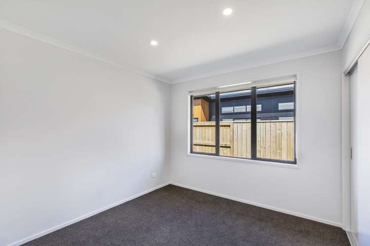 8 Rotomanu Place Pyes Pa_14