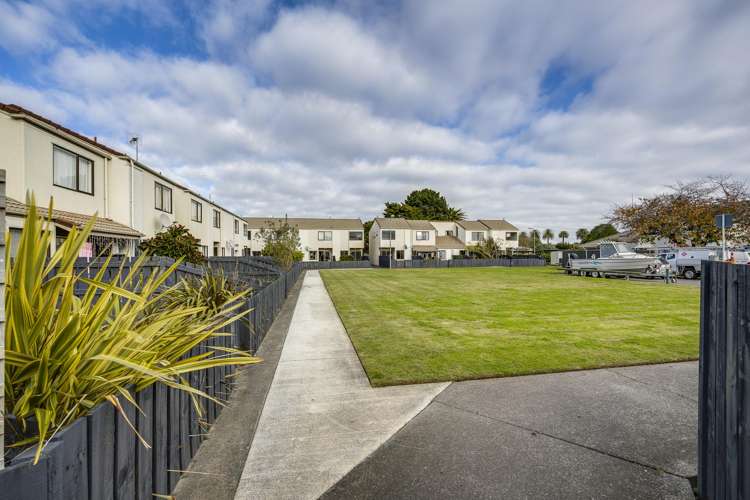 150 Carlyle Street, 6 Nelson Crescent and 33-37 Wellesley Road Napier_13