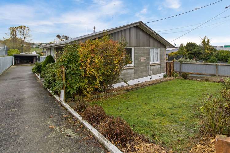 13 Grants Road Marchwiel_15