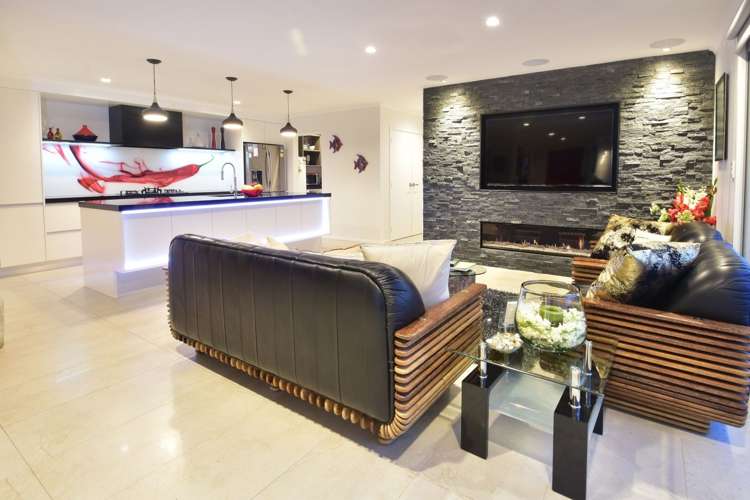 24 Seaview Crescent Hatfields Beach_5