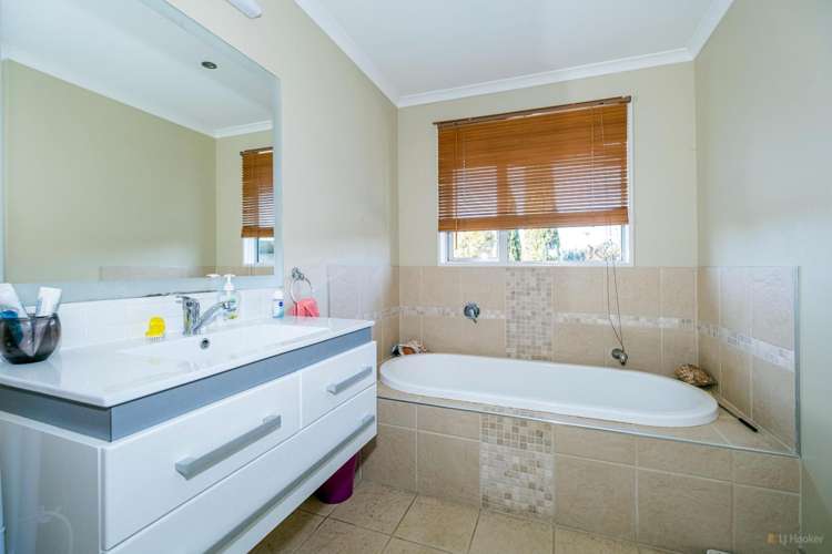 37 Blue Cliffs Road Saint Andrews_21