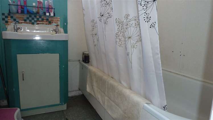 809 Mount Pleasant Road Thames_6