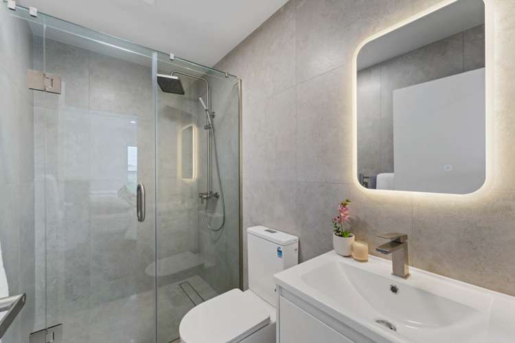 2C Coronation Street Belmont_8