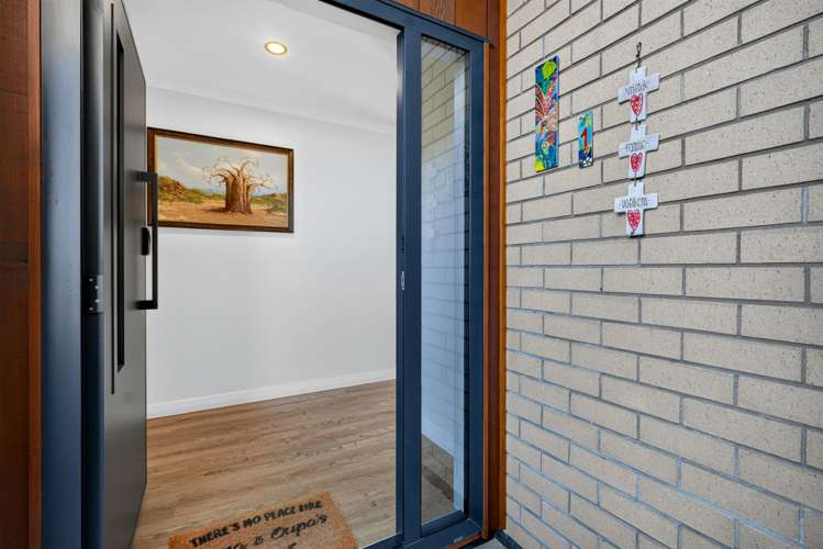1 Garth Ross Lane Karaka_24