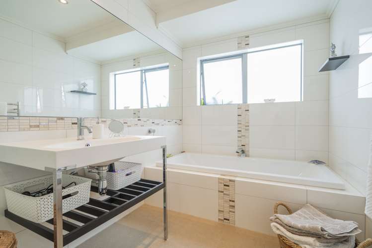 3 Little George Place Whitianga_17