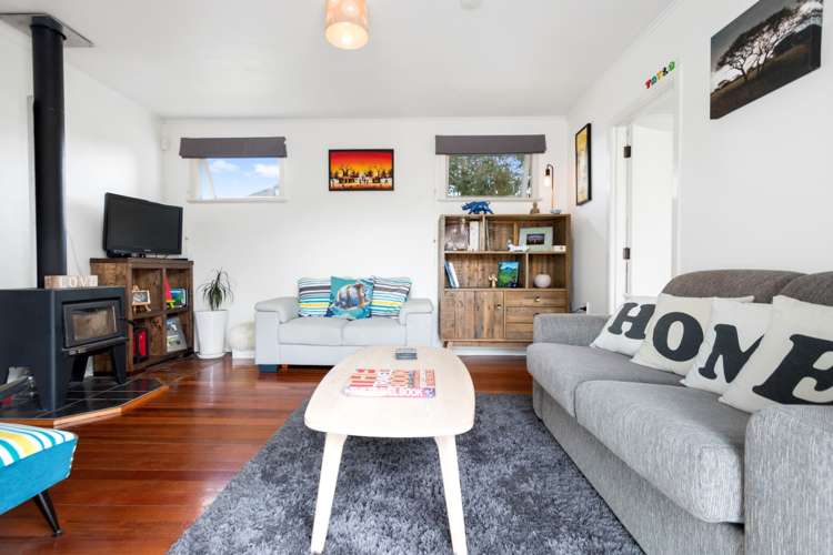 31 Nile Road Kelston_5