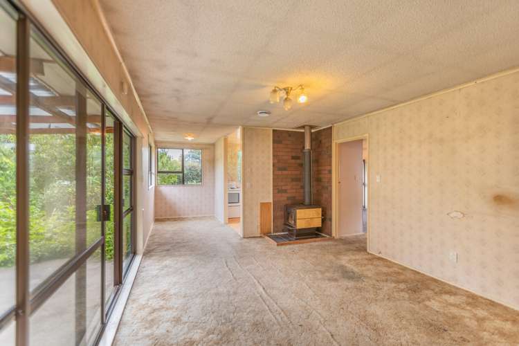 16 Russell Street Otane_7