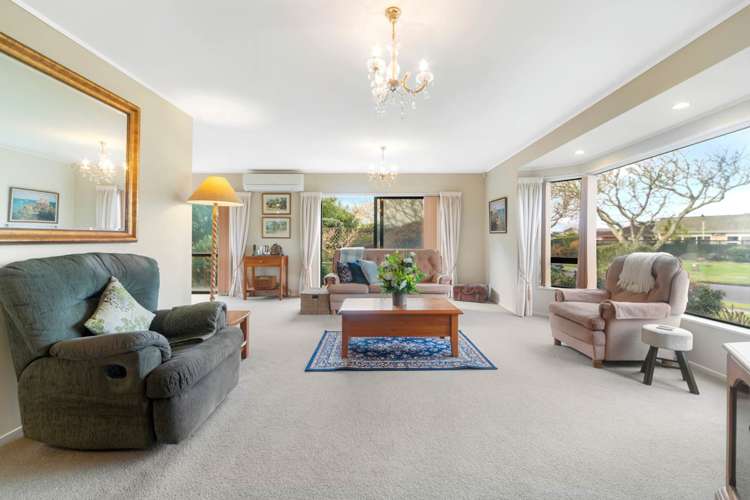 6 Gairloch Place Wattle Downs_7