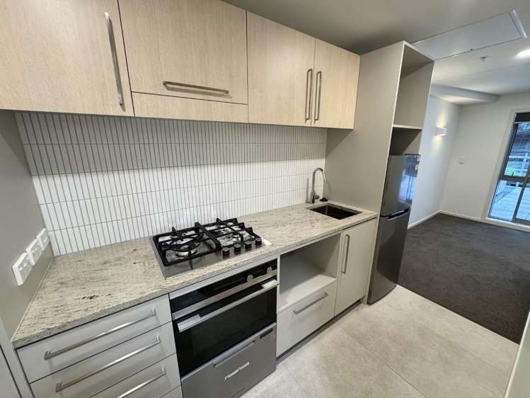 117/4 Wagener Place 1727_3