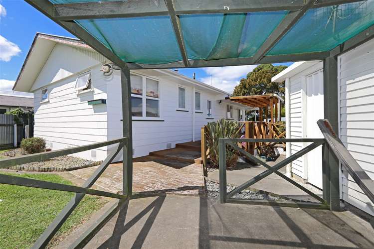 104 Wilson Road Flaxmere_16