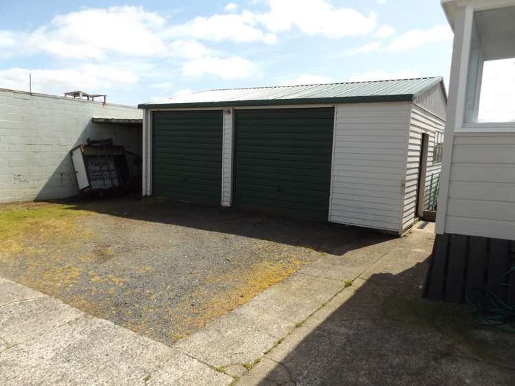 5 William Street Huntly_17