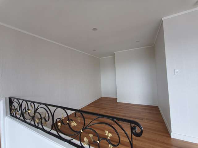 46 Dalwhinnie Parade Highland Park_3