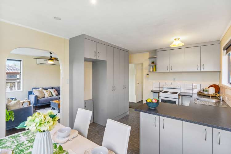 9 Arodella Crescent Ranui_12