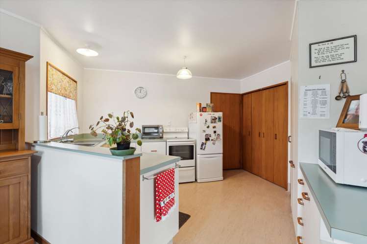 2 Hughes Court_5