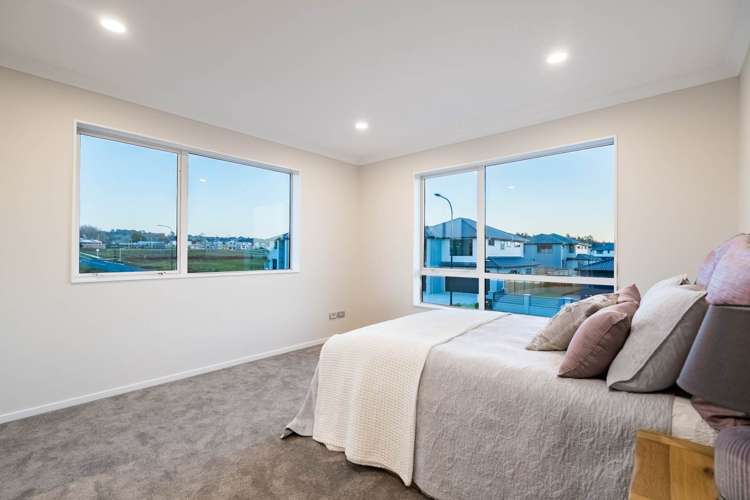 29 Horsefields Drive Flat Bush_14