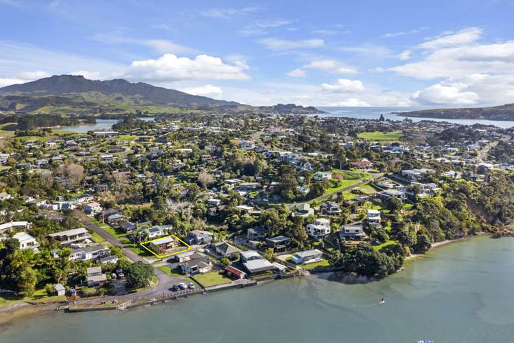 50 Lorenzen Bay Road Raglan_31