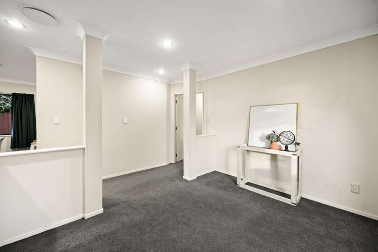 7 Plymouth Place Fairview Downs_10