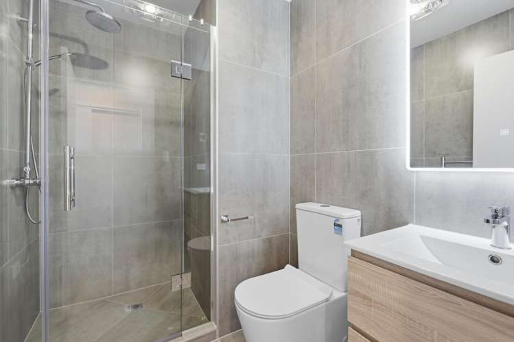 7 Ngaru Way Orewa_24