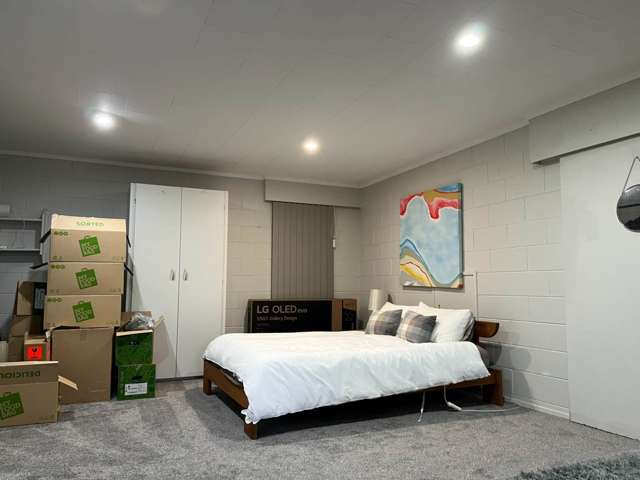 2/100 Aberdeen Road Campbells Bay_1