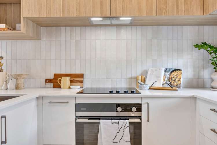 2/97 Atkinson Road Titirangi_7