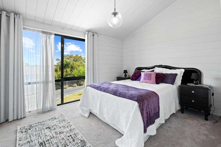 16 Matipo Street Eastbourne_12