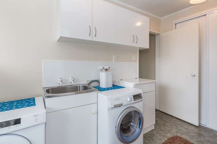 5 Dumfries Drive Hei Hei_14