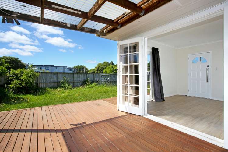1/1 Cooper Place Papakura_4