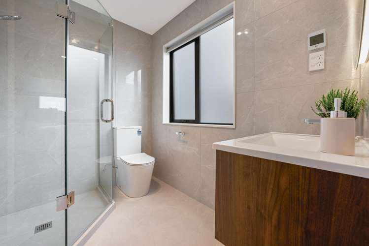 2/20 Cyril Crescent West Harbour_12