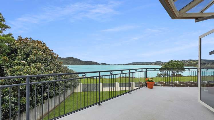22 Aileen Place Whangamata_17