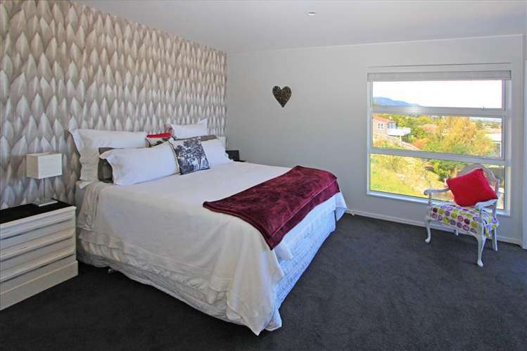 216 The Ridgeway Stoke_3