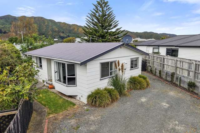Charming 2-Bedroom home in Waiwhetu!