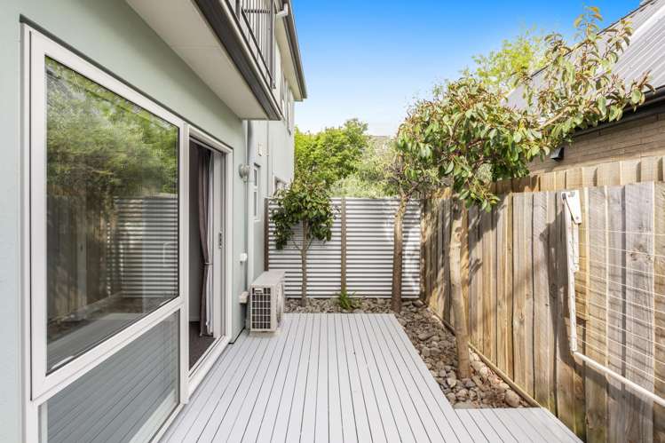 2/24 Dickens Street Addington_16