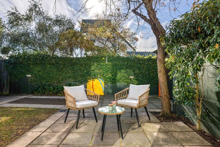 4/12 Shrewsbury Street Merivale_13