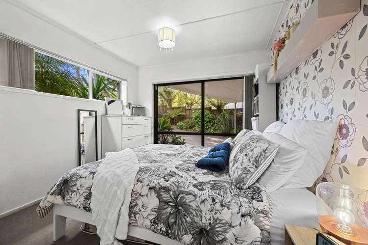 42 Shetland Street Glen Eden_30