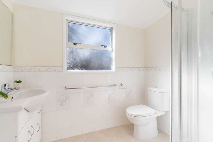 19 Vanbrugh Place Bucklands Beach_23