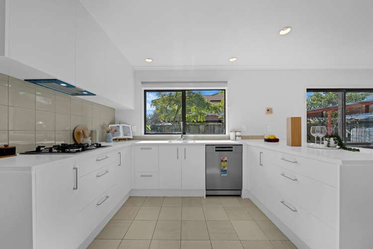 26 Thornbury Crescent East Tamaki Heights_6