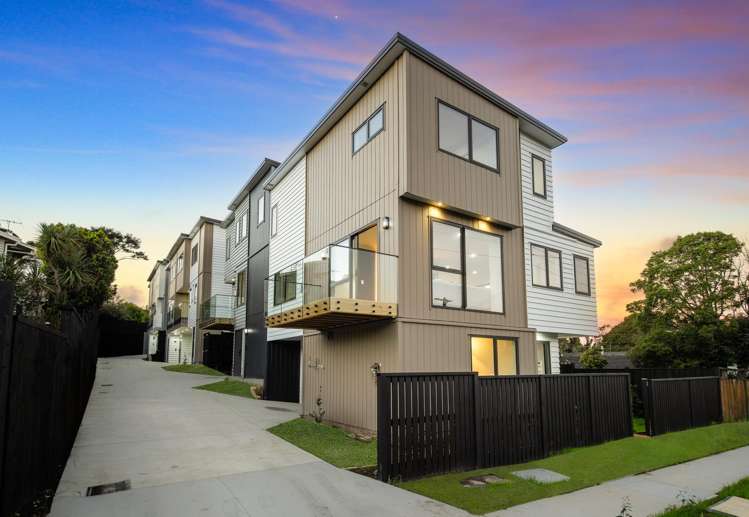 3/36 Sheridan Drive New Lynn_16